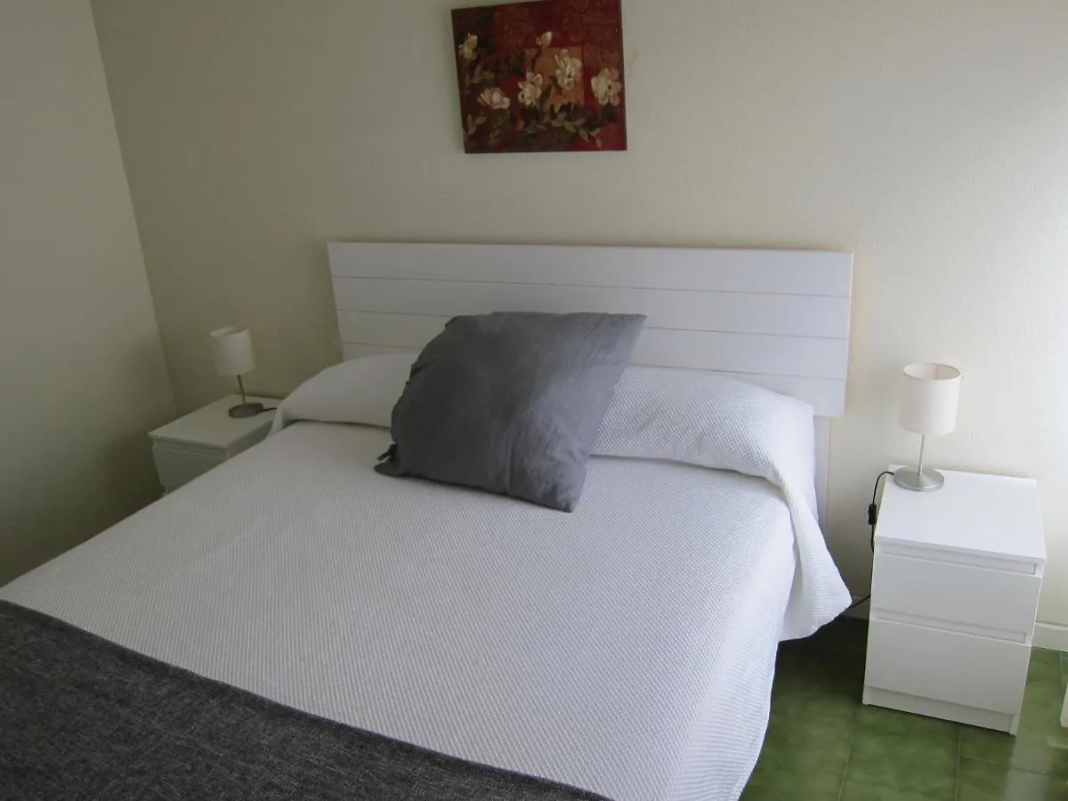 Bonito Apartamento Triana-Los Remedios Sewilla 0*,  Hiszpania