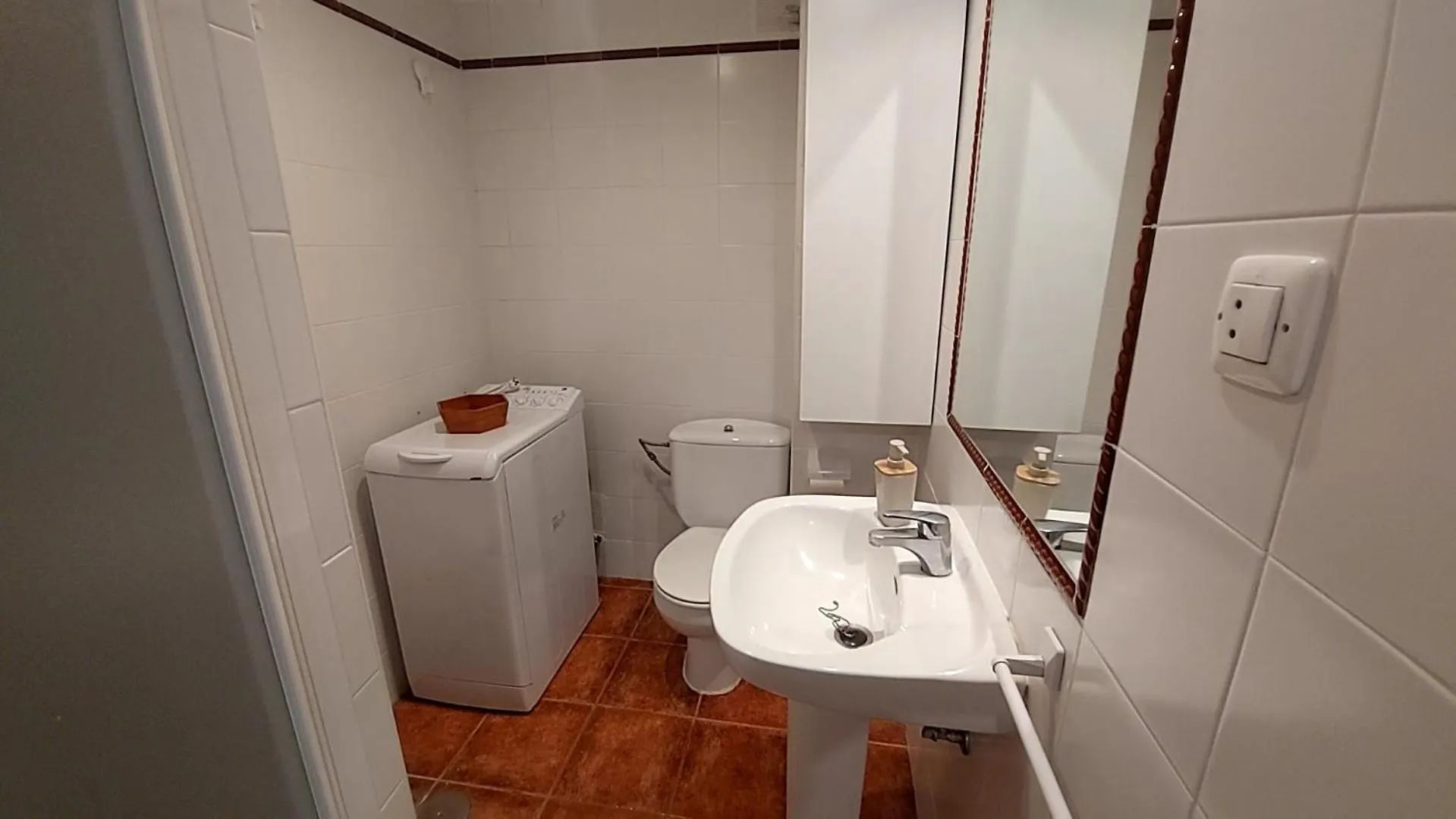 Bonito Apartamento Triana-Los Remedios Sewilla 0*,
