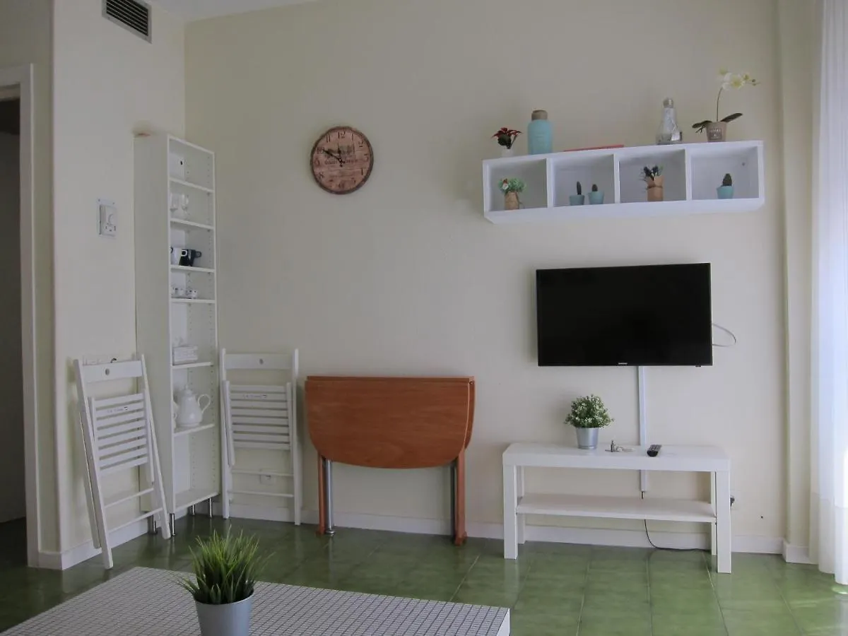 Apartment Bonito Apartamento Triana-Los Remedios Seville